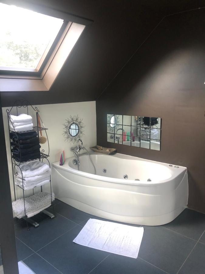 A L'Oree Du Bois "Maison De Vacances" Spa Exteriör bild